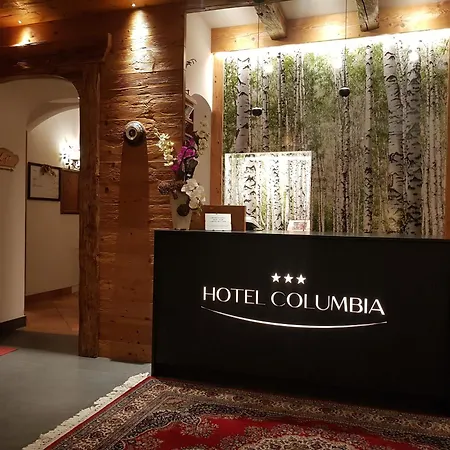 Hotel Columbia & Spa Cortina d'Ampezzo Exterior photo