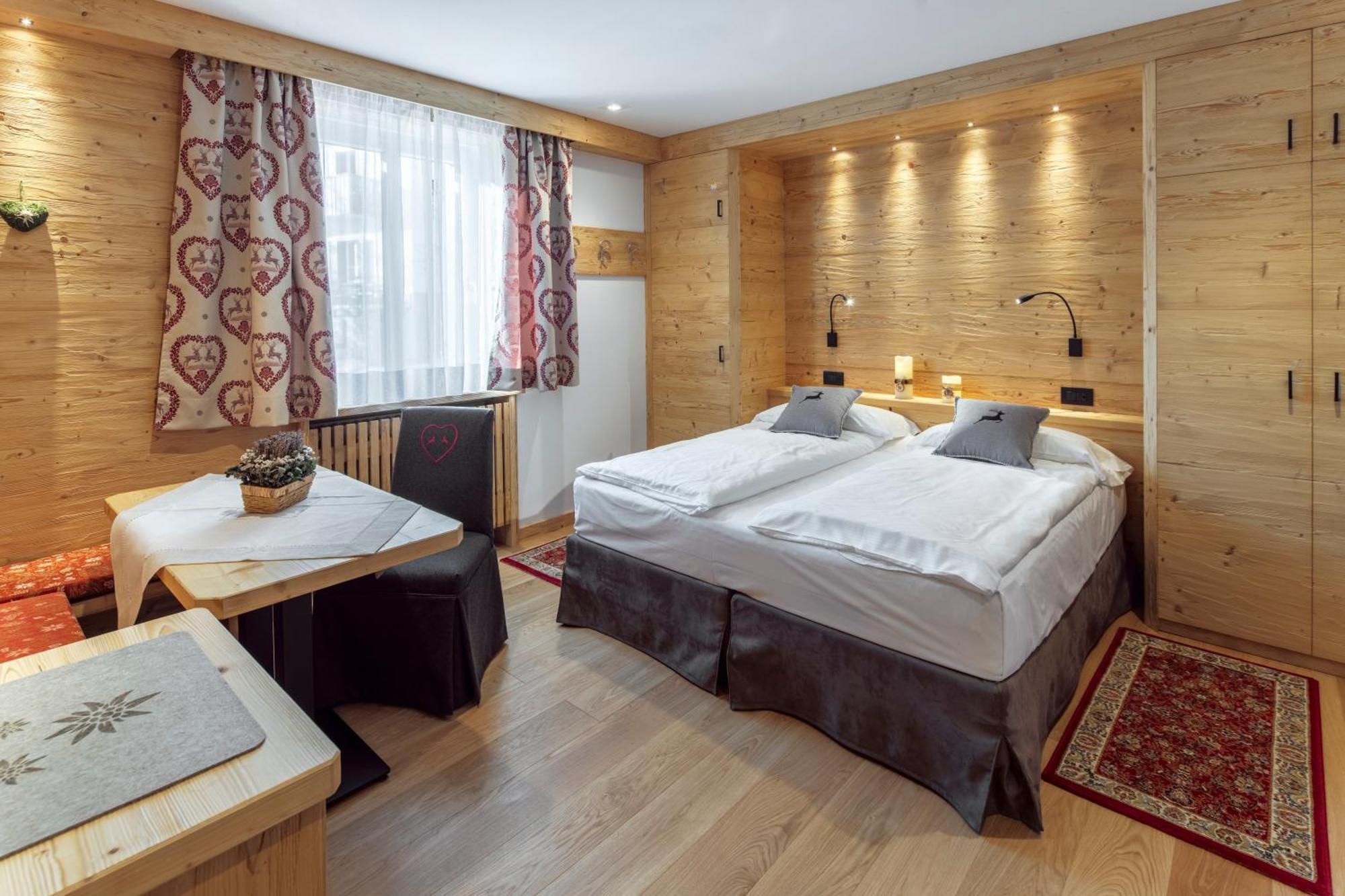 Columbia & Cortina d'Ampezzo
