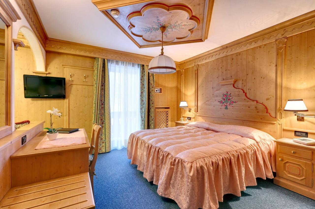 Columbia & Hotel 3*